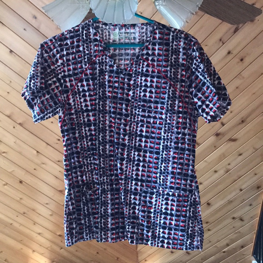 Scrub top